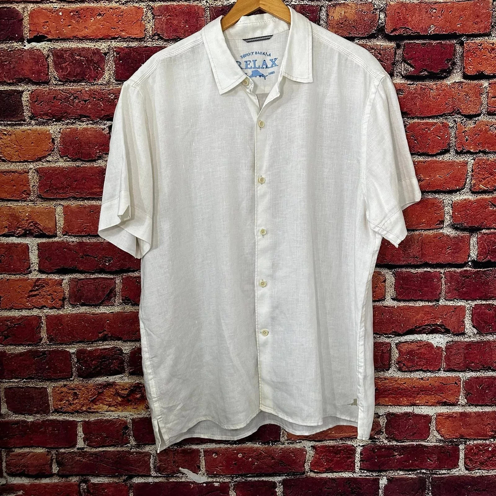 Tommy Bahama Shirts Button Ups Tommy Bahama relax button-down short Short Sleeve 100% linen Beige