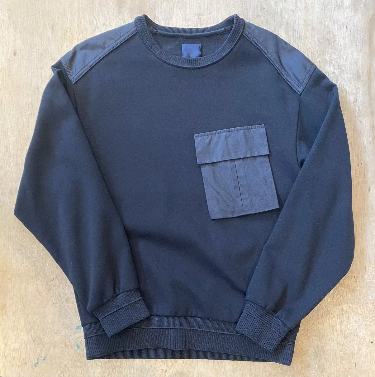 Juun.J Sweatshirts Hoodies Juun.J Juun J Pocket Sweatshirt Size 46 S Black