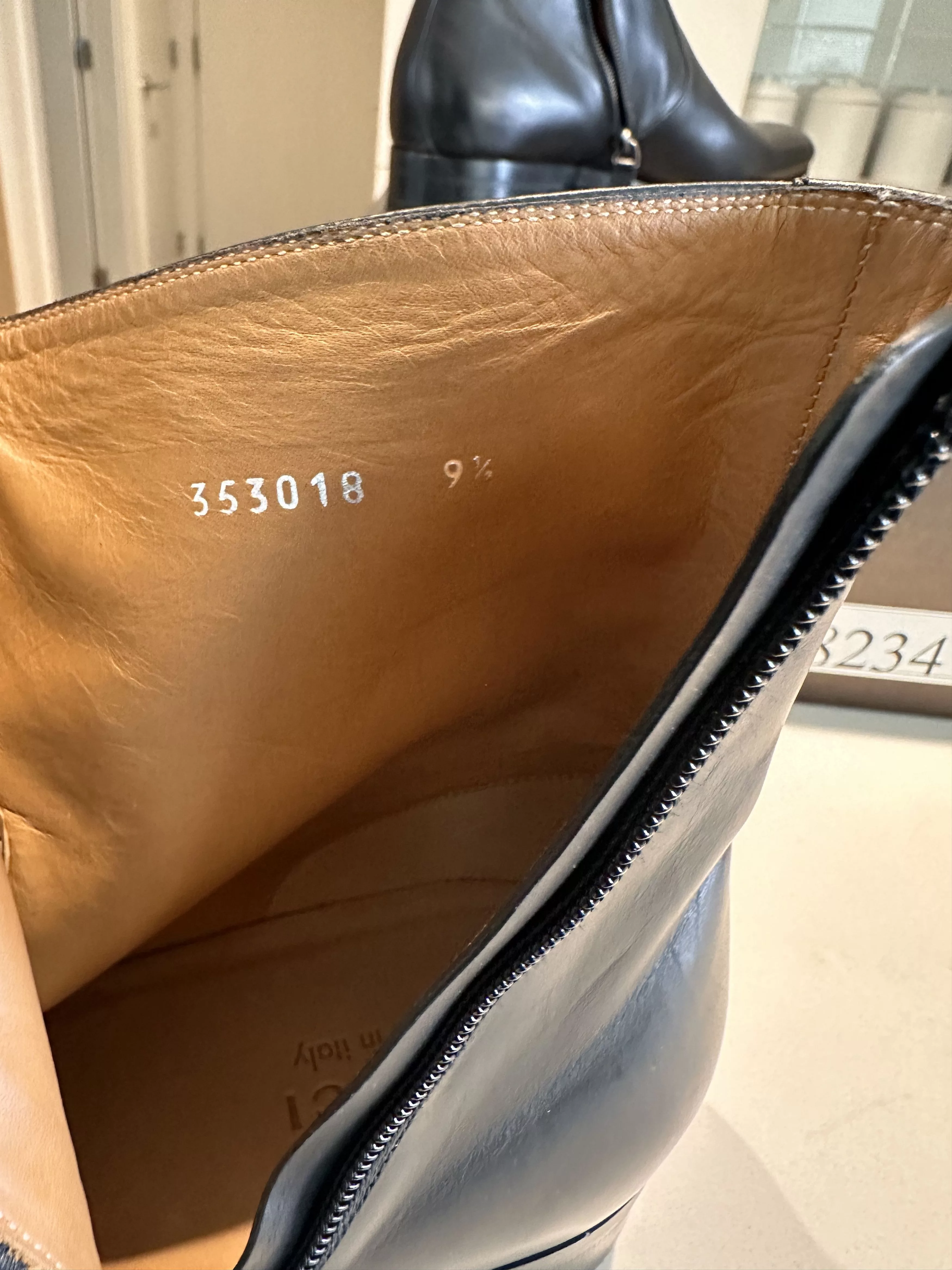 Gucci Boots Gucci Side-Zip Leather Chelsea Boots Black