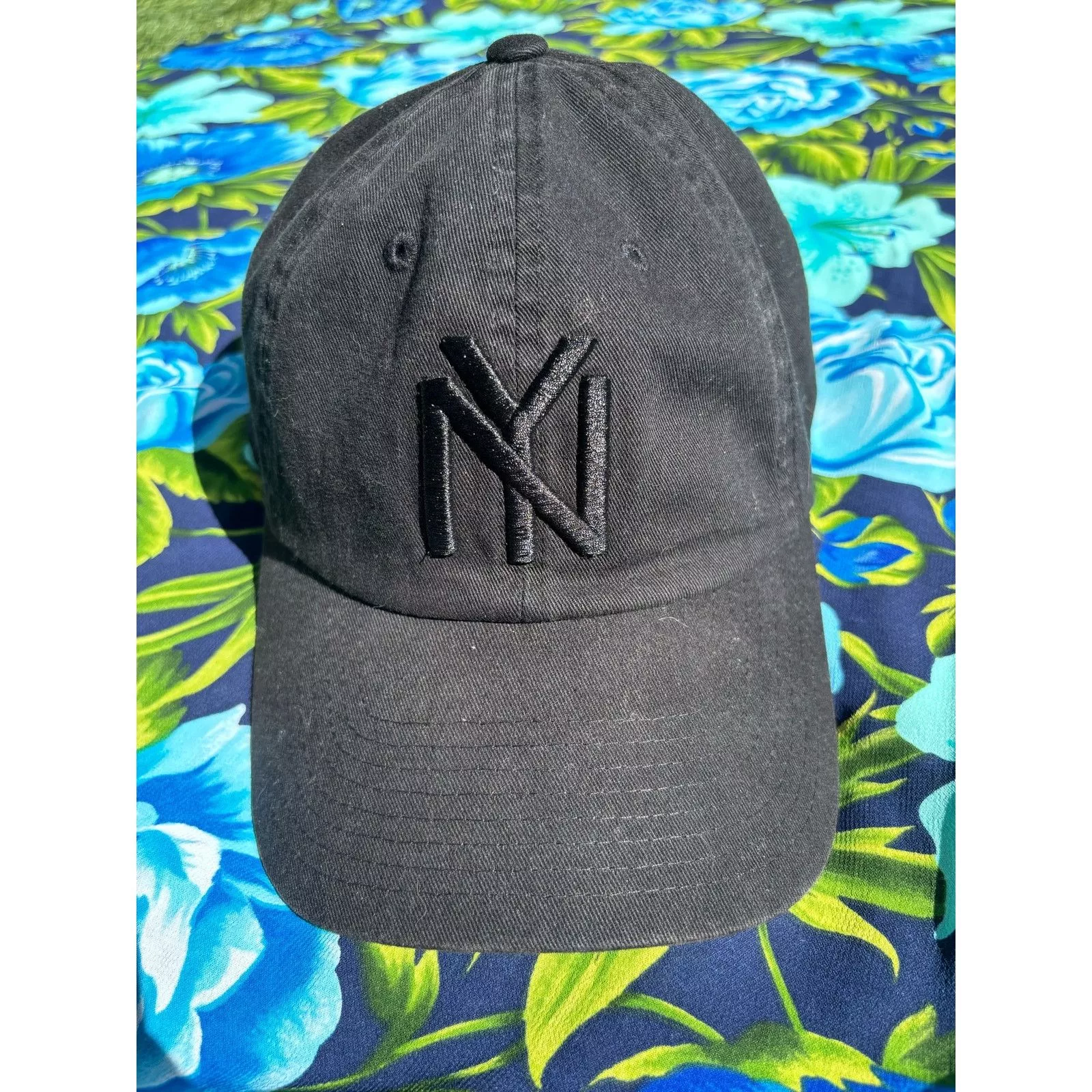 & Other Stories Hats & Other Stories Black New York Adjustable Baseball Hat