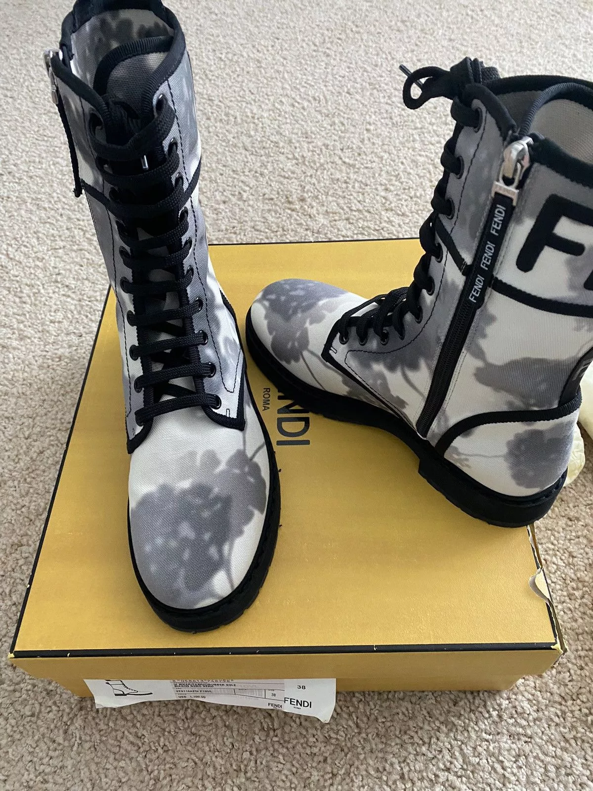 Fendi Boots Authentic Fendi biker boots Black