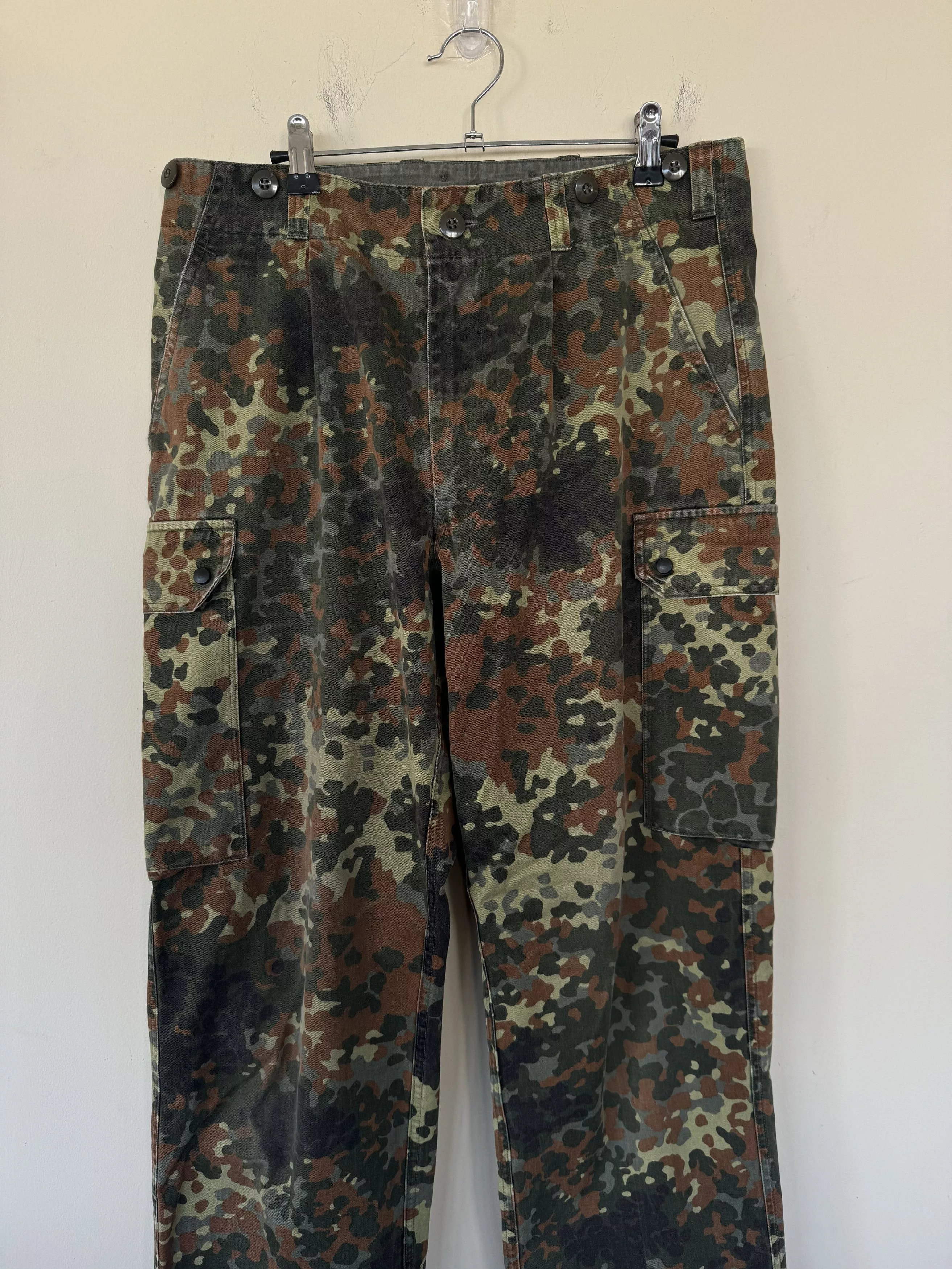 Vintage Casual Pants Vintage Camo Cargos Multi