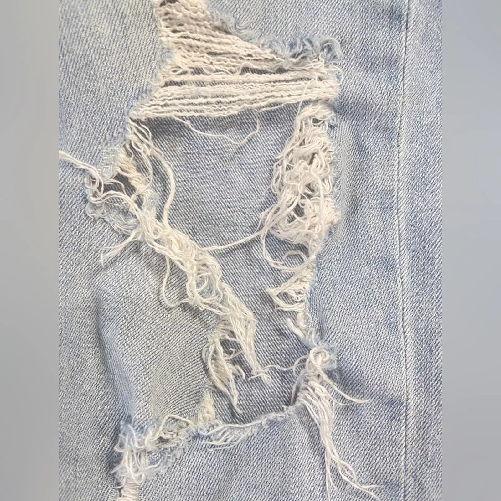 Rag & Bone Jeans RAG & BONE Light Wash Distressed Dre Capri Jeans Sz 26 Blue