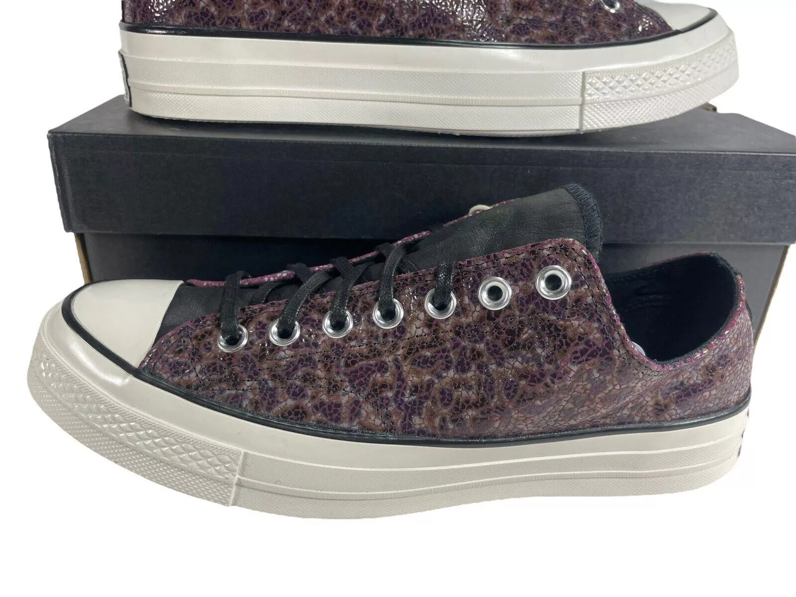 Converse Low Top Sneakers Converse Chuck OX Low Top Stingray Split Leather A01085C 9 Purple