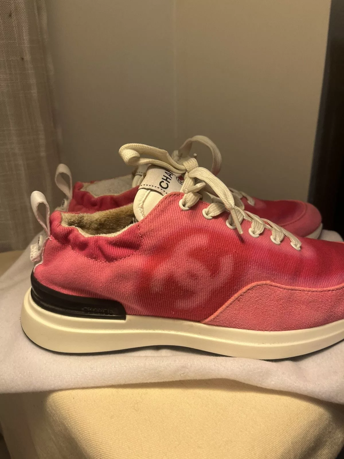 Chanel Low Top Sneakers Chanel Trainer Sneaker Pink