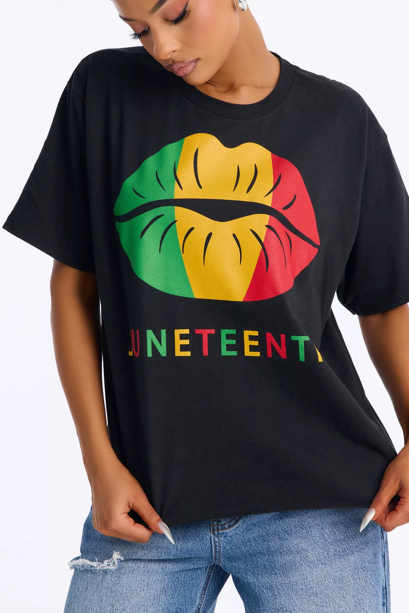 Juneteenth Lips Oversized Tee - Black