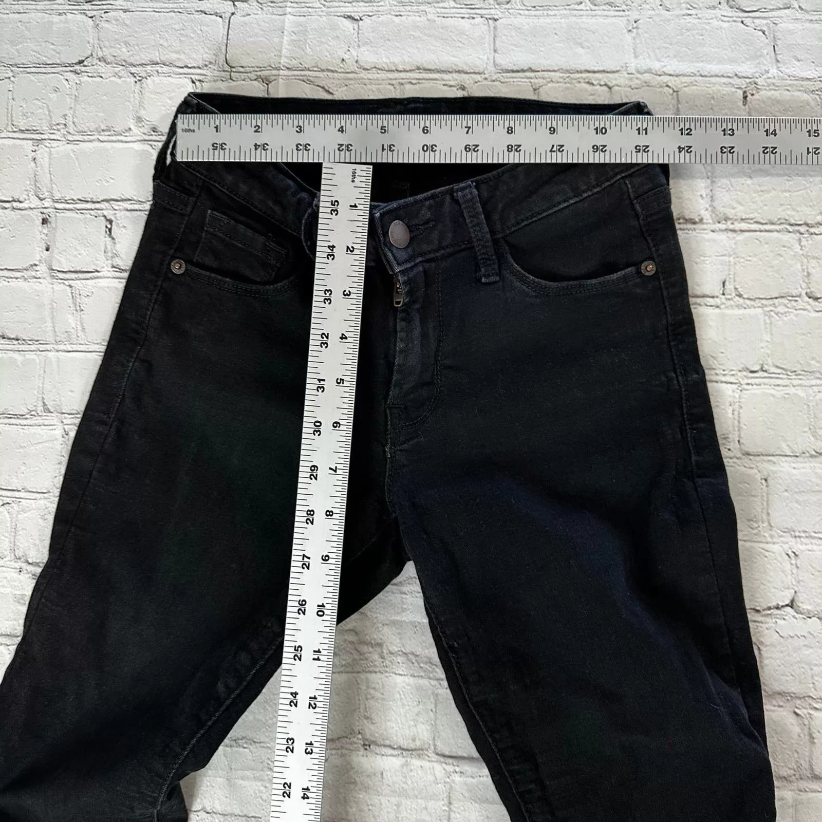 Old Navy Jeans size 2 Black