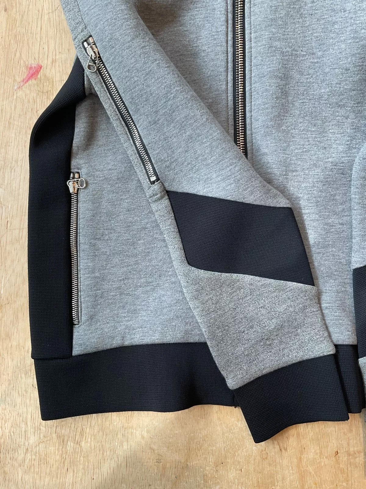 Calvin Klein Bombers Calvin Klein Zip up Bomber/Sweatshirt Size M Gray