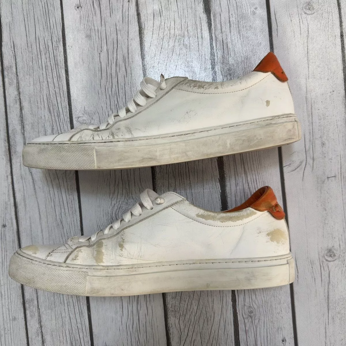 Givenchy Low Top Sneakers Givenchy sneakers White