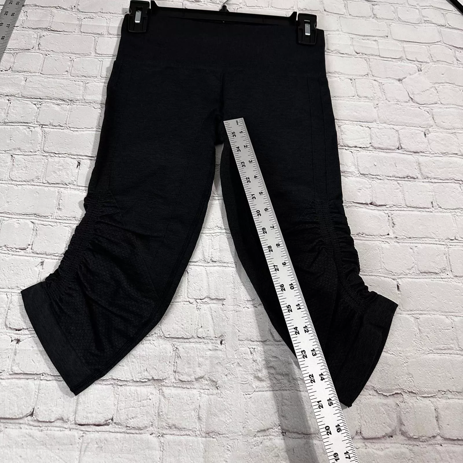 lululemon leggings size 4 Black
