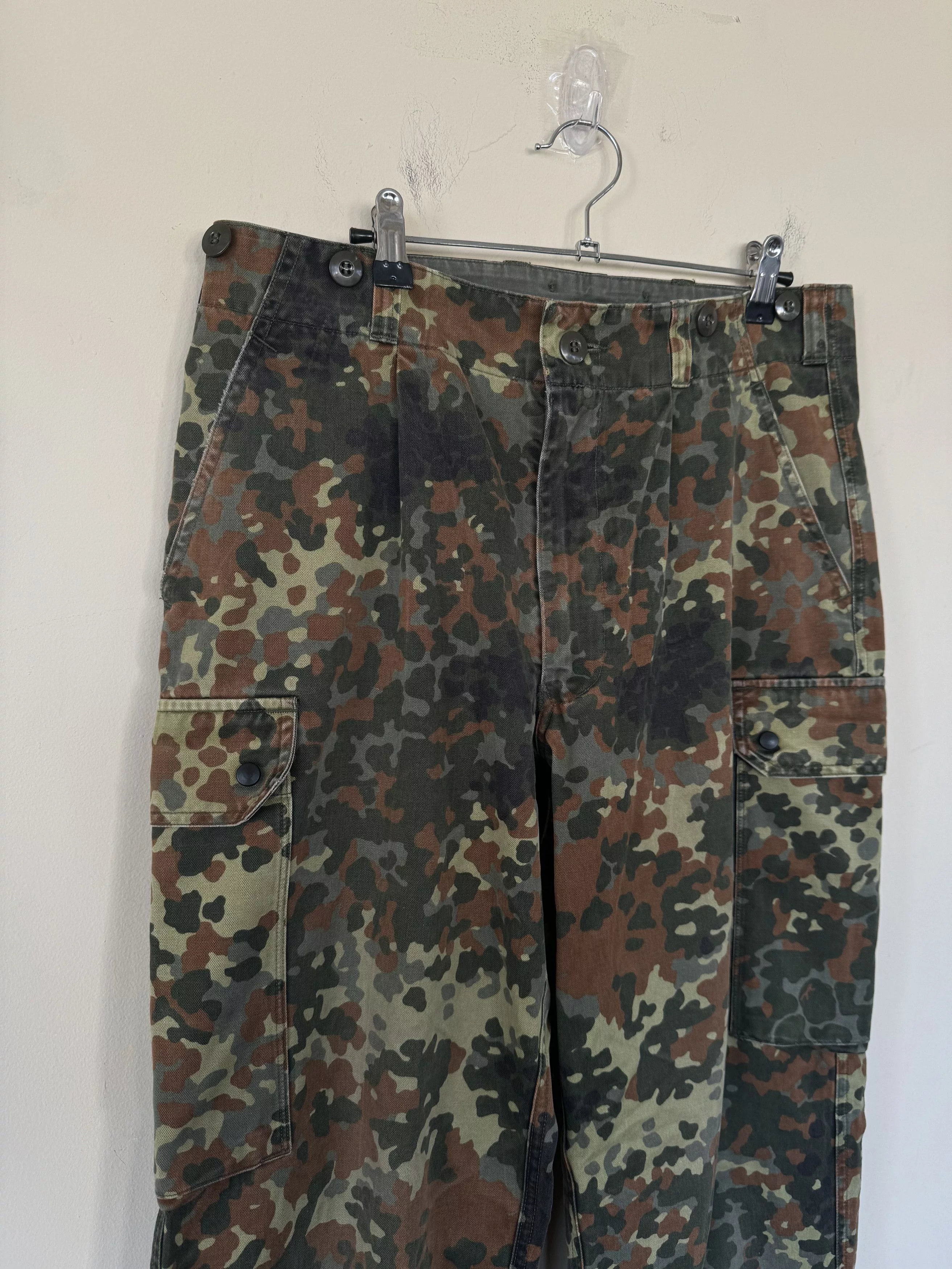 Vintage Casual Pants Vintage Camo Cargos Multi