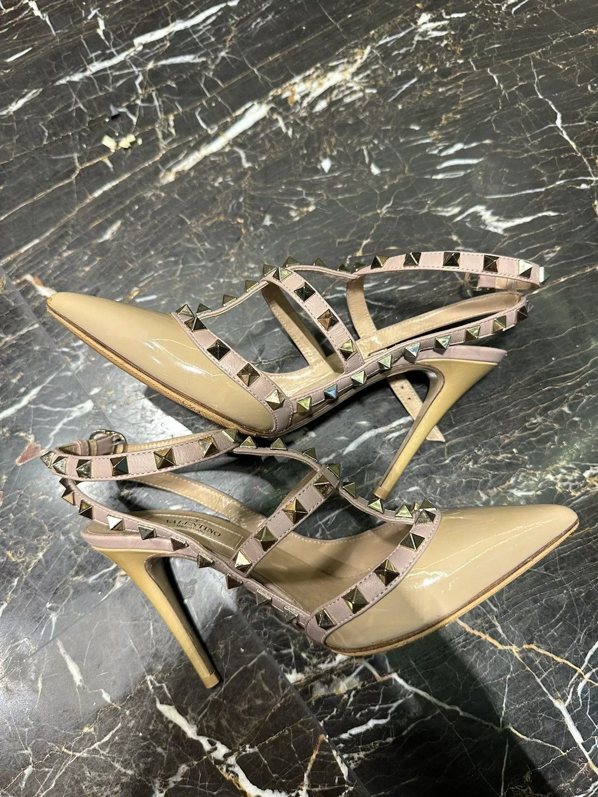 Valentino Heels Valentino studs heel Beige