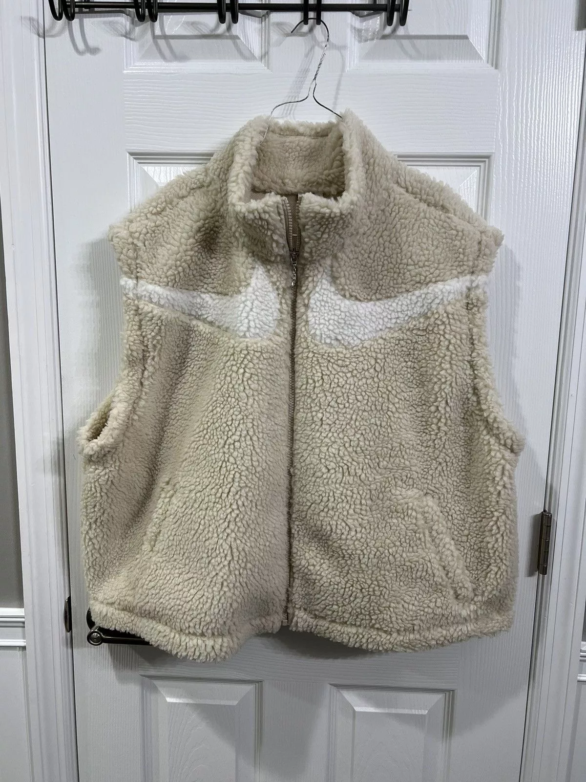 Nike Vests Nike Sportswear Swoosh Fleece Sherpa Vest Jacket White Streetwear