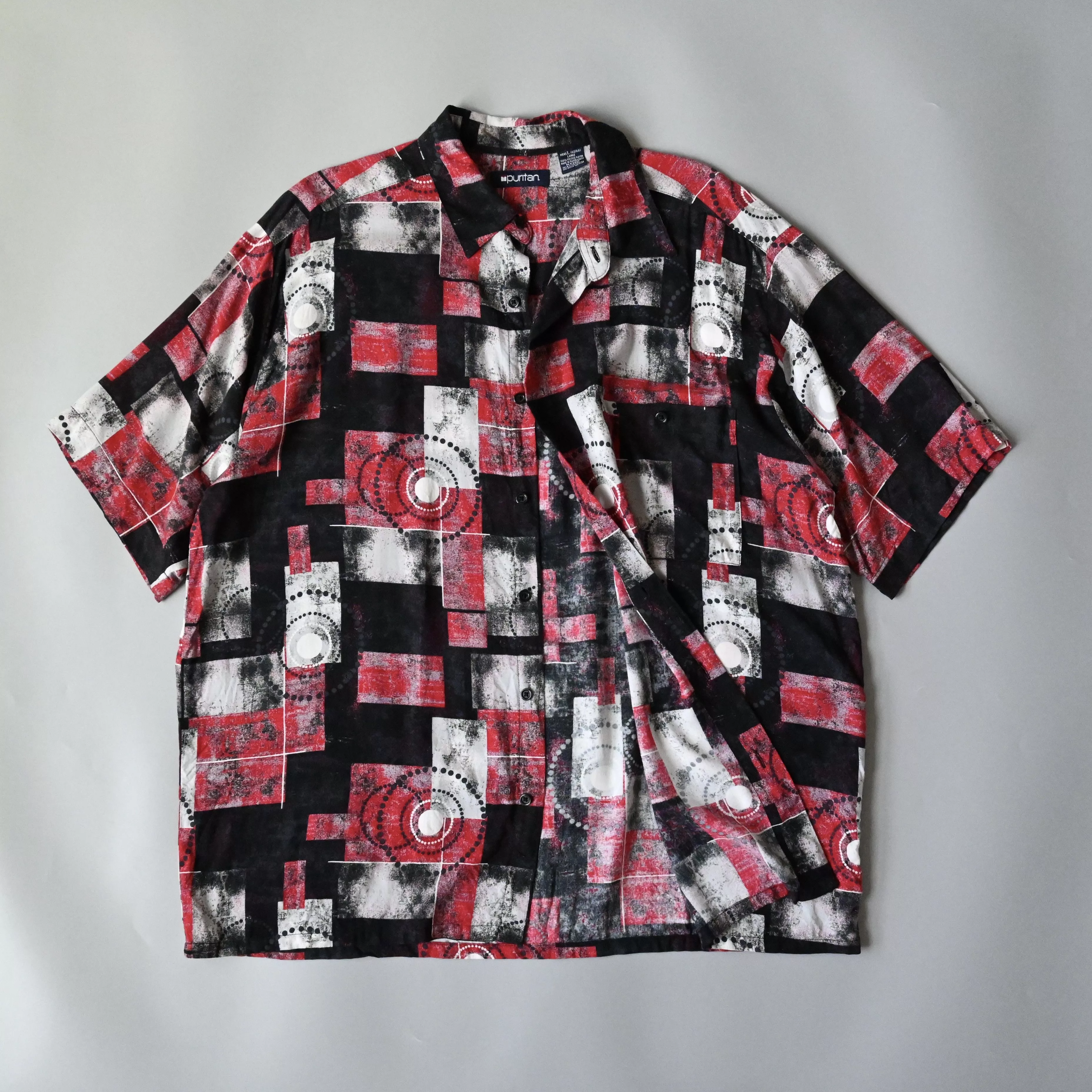 Puritan Shirts Button Ups VTG 90s Puritan geometric pattern rayon shirt, Bulls color Multi