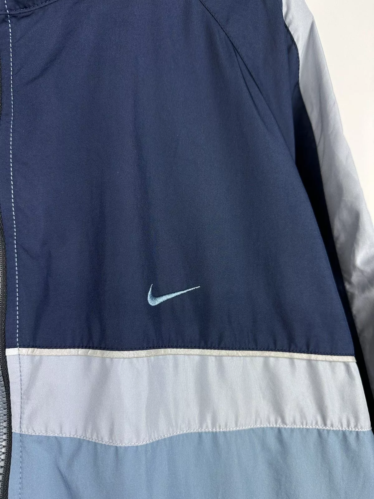 Nike Light Jackets Vintage 90’s Nike Y2K Light Jacket Blue Streetwear