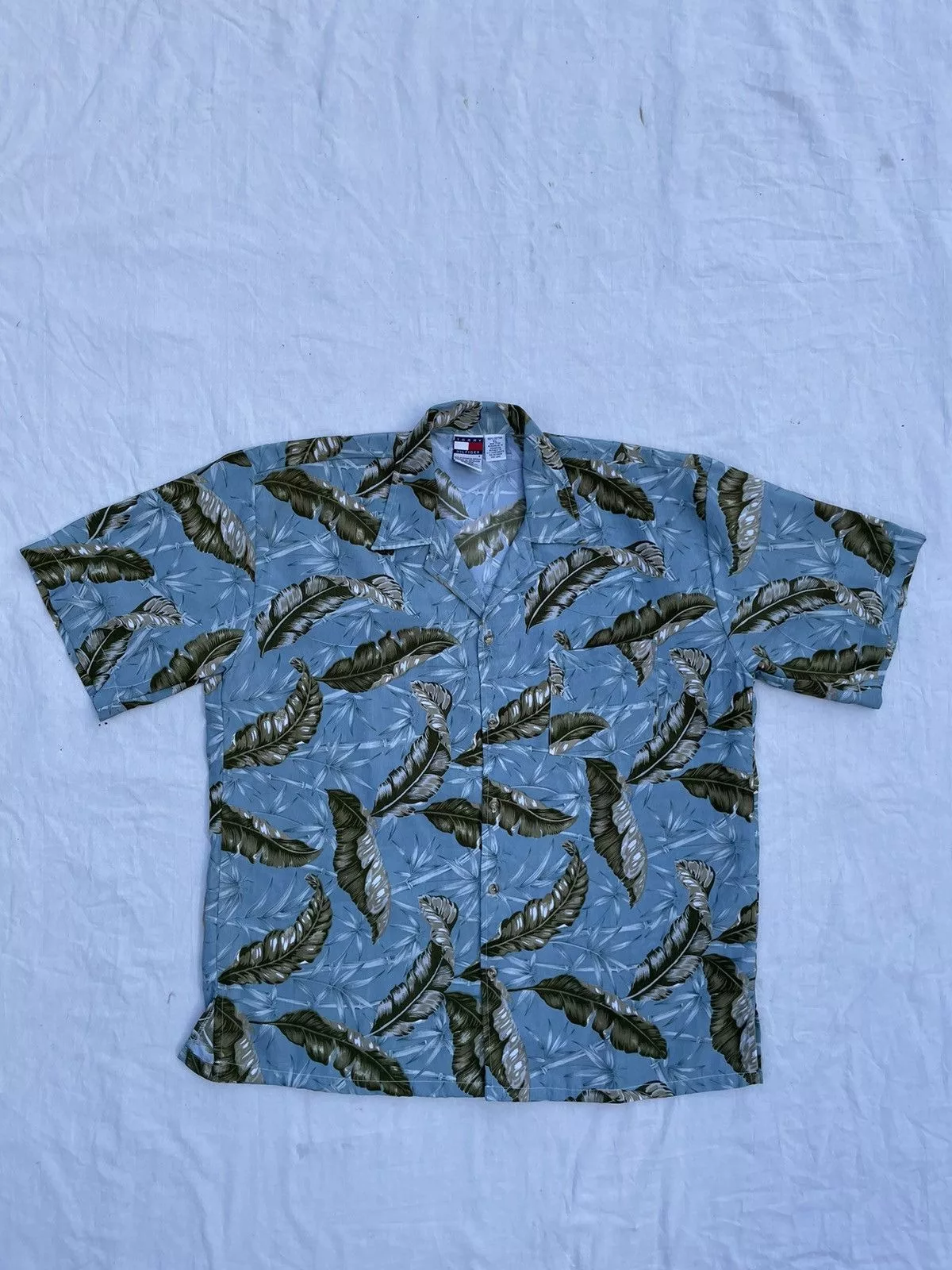 Tommy Hilfiger Shirts Button Ups Tommy Hilfiger × Vintage Vintage Tommy Hilfiger Hawaiian Shirt Blue