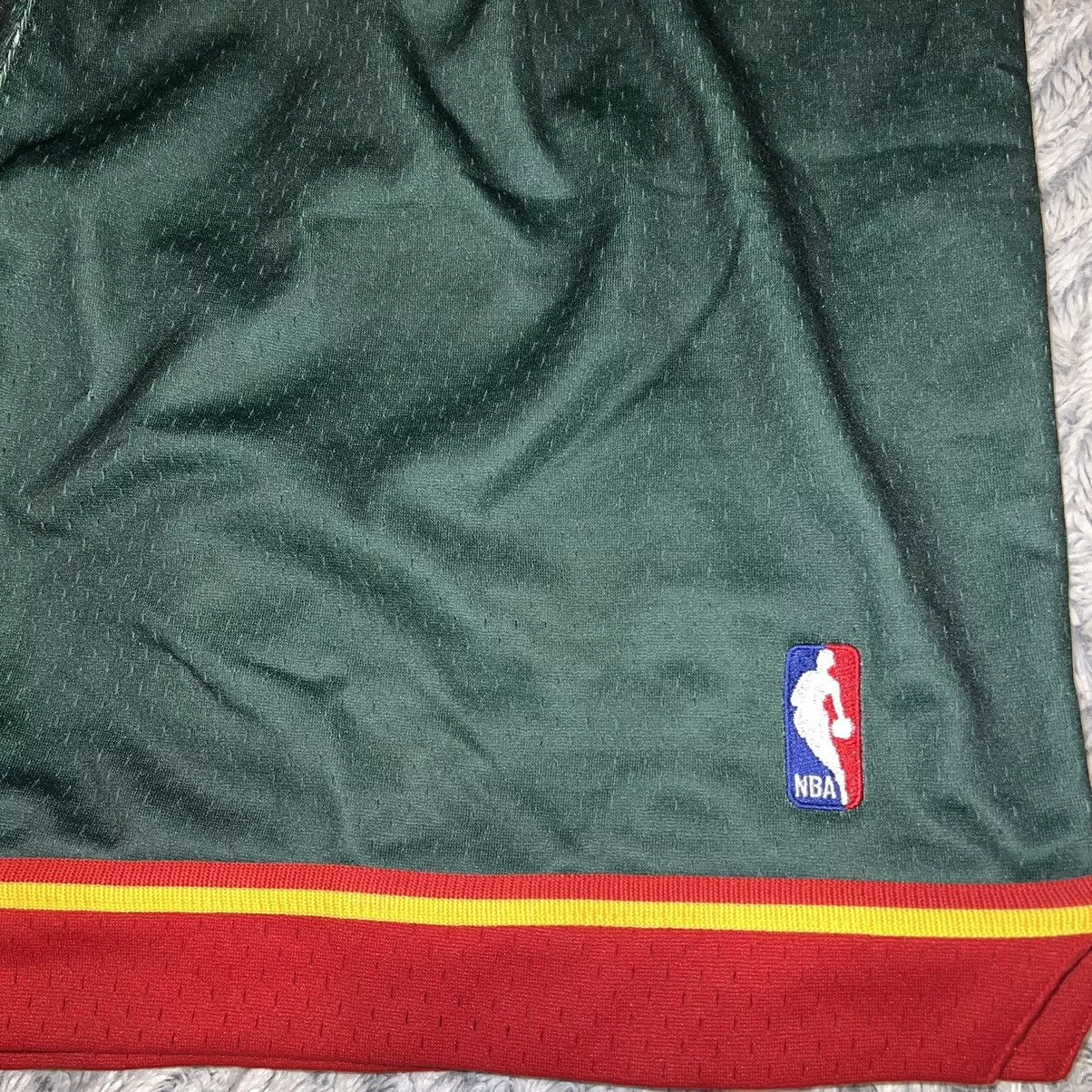 Mitchell & Ness Shorts Mitchell & Ness × Vintage NEW AUTHENTIC Mitchell & Ness NBA Shorts Seattle SuperSonics Green Streetwear