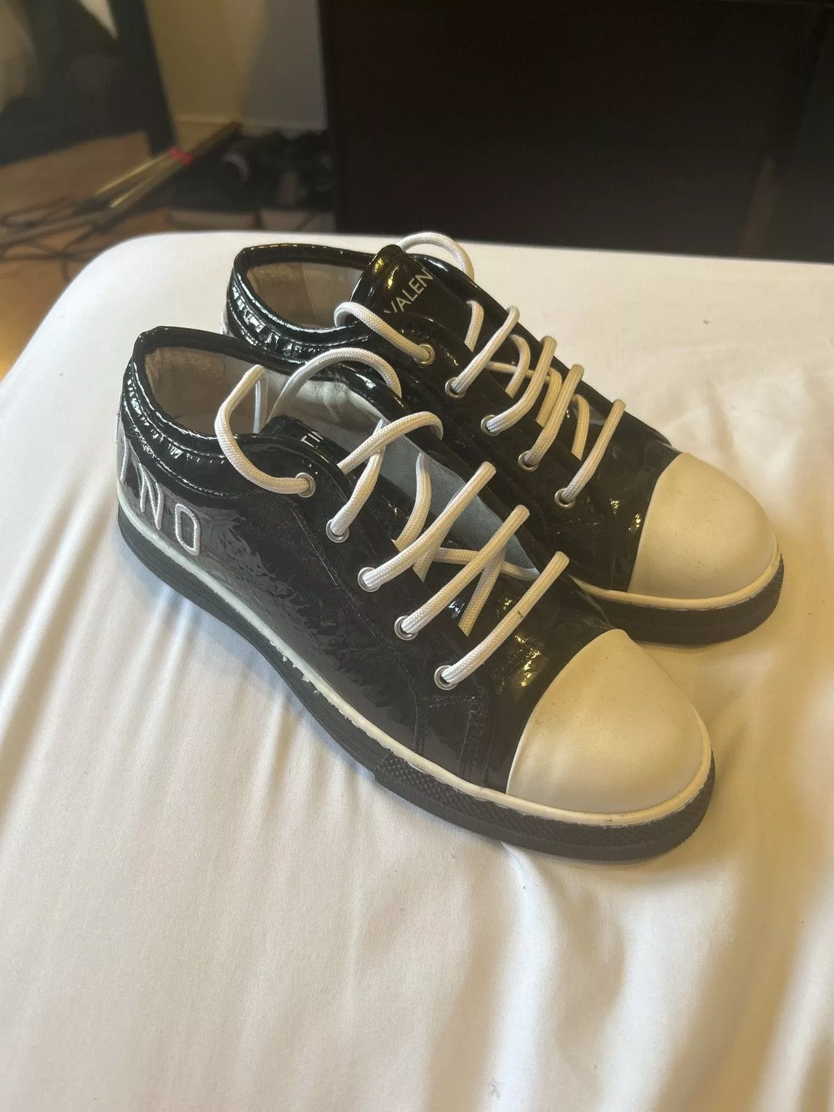 Valentino Hi Top Sneakers Valentino sneaker Black