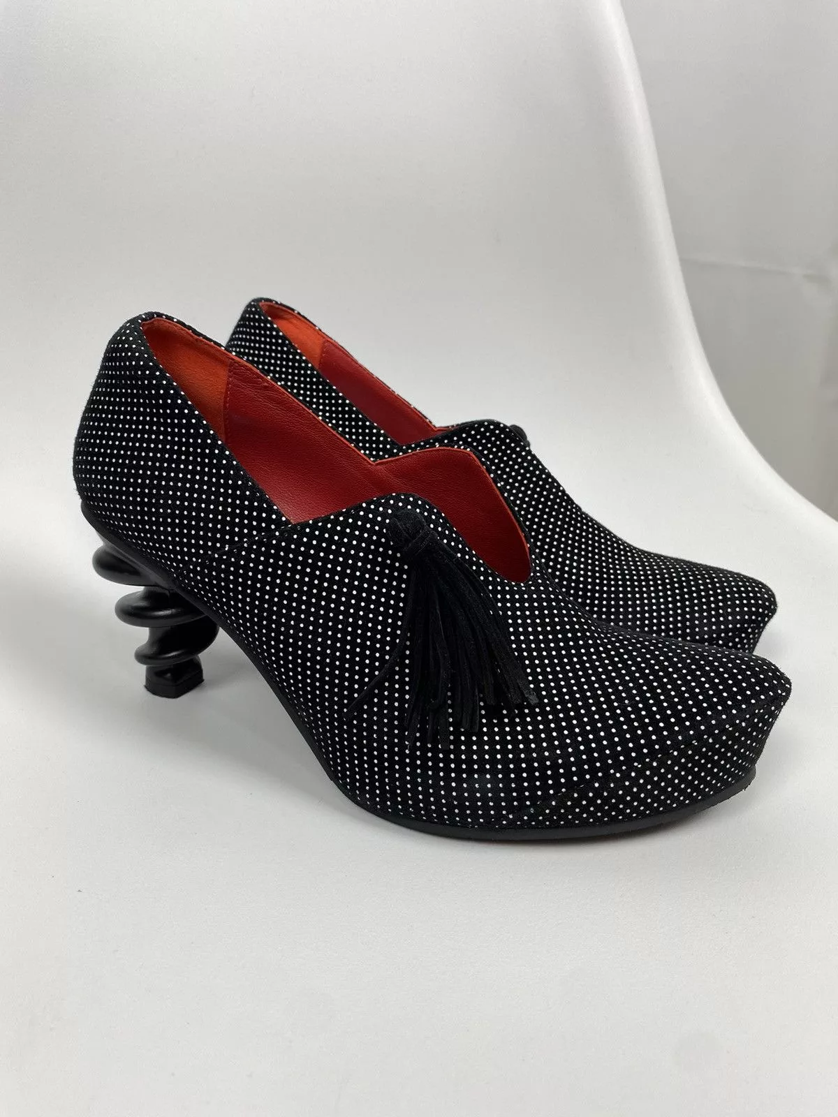 Designer Heels Designer Tiggers Genuine Suede Pumps Fringed size 40 Black