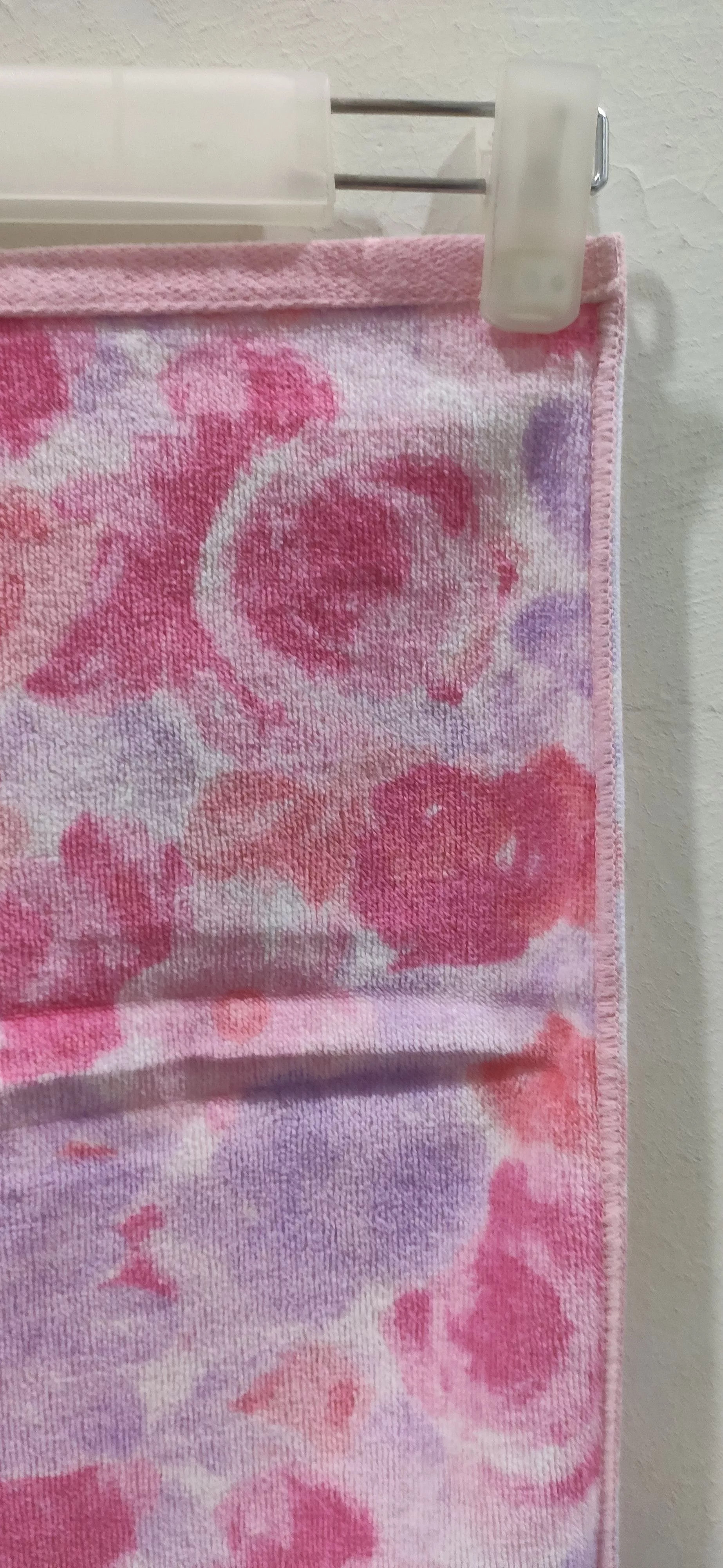 Givenchy Miscellaneous Beautiful Givenchy Gym Towel Pink