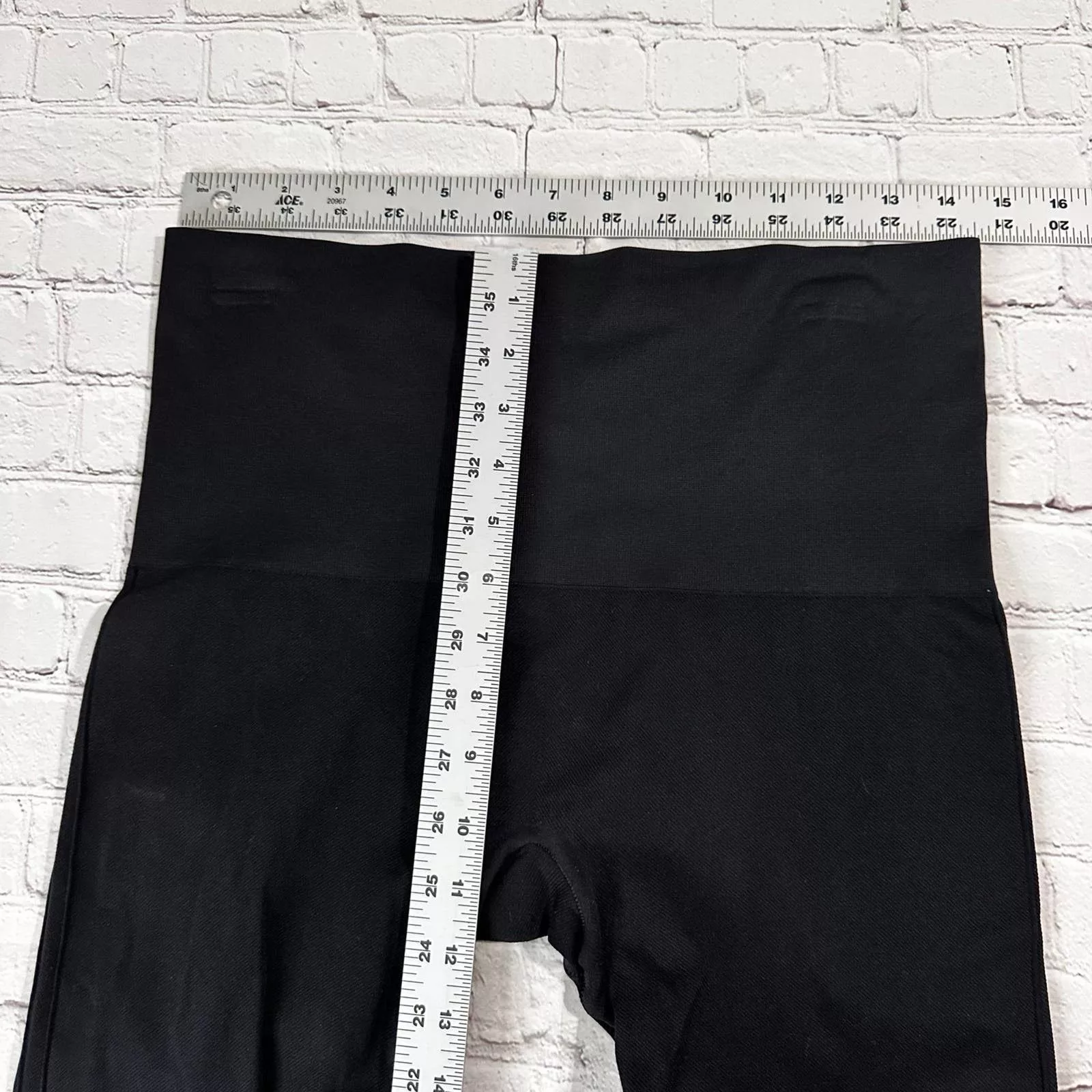 Spanx Leggings Black SPANX seamless leggings