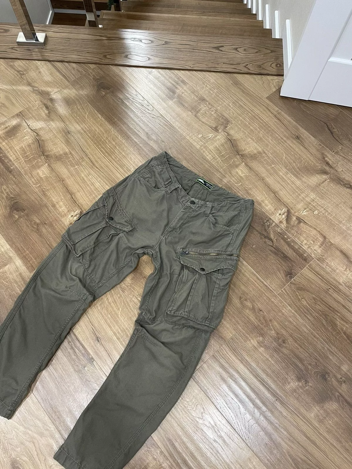 Vintage Casual Pants Vintage Olive Military Cargo Pockets Bondage Pants Size 34 Green
