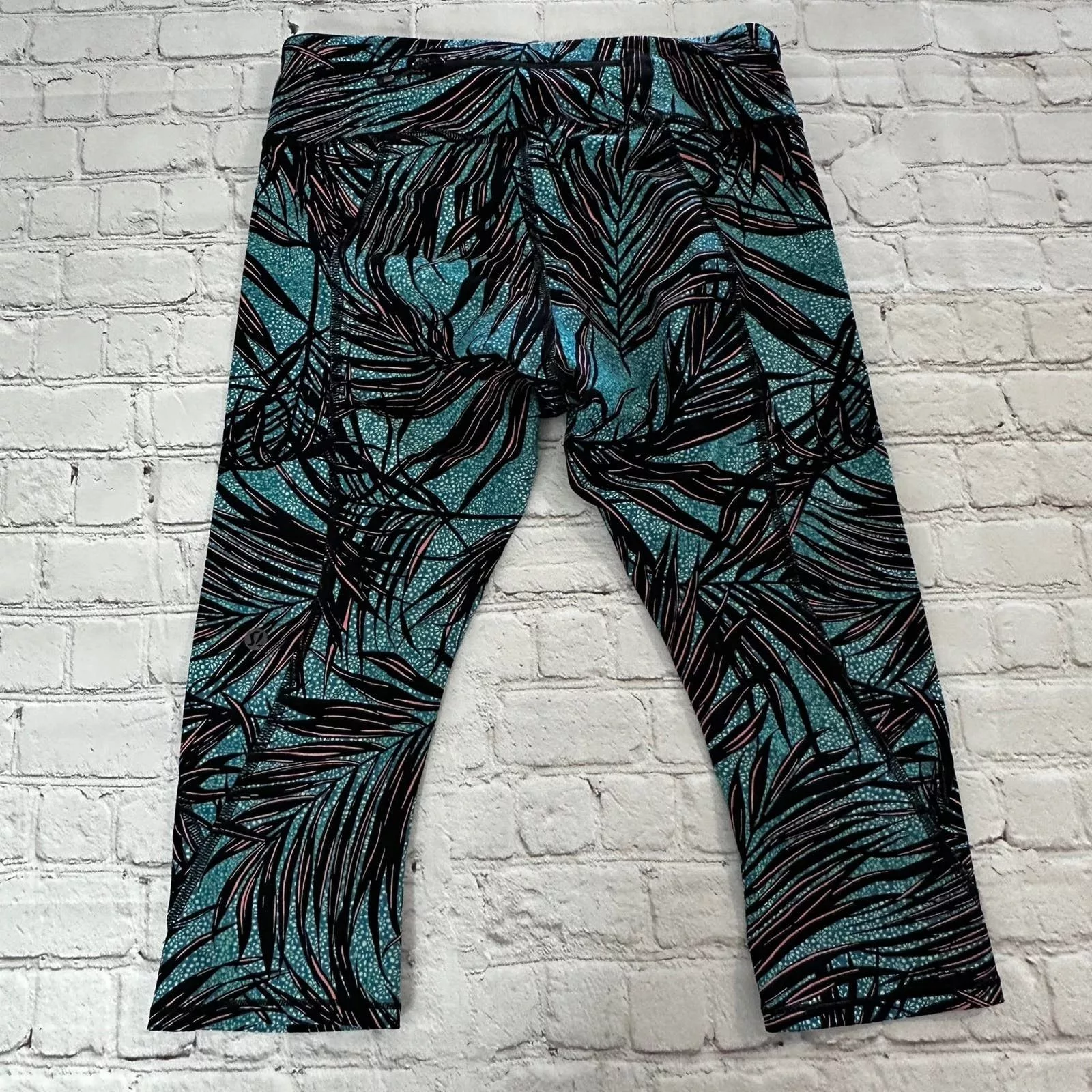 lululemon leggings size 6 Multi