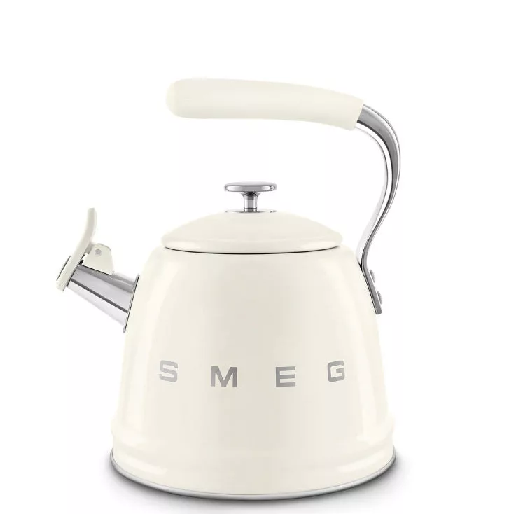 SMEG Whistling Kettle Cream