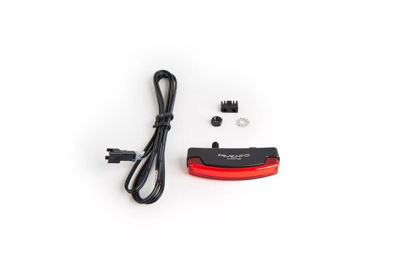 Aventure / Left SKUs: 30462-1100006