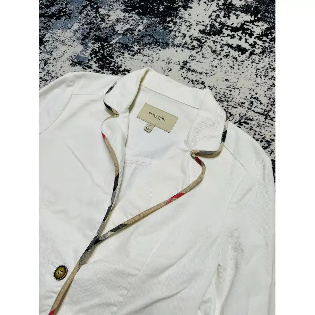 Burberry Coats Burberry Suit Jacket with pattern Size: UK 8 White
