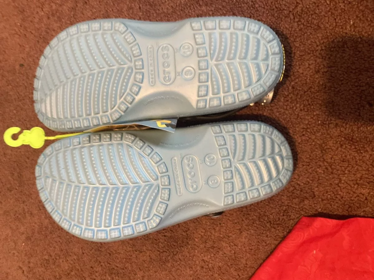 Crocs Slip Ons Despicable me minion crocs Blue