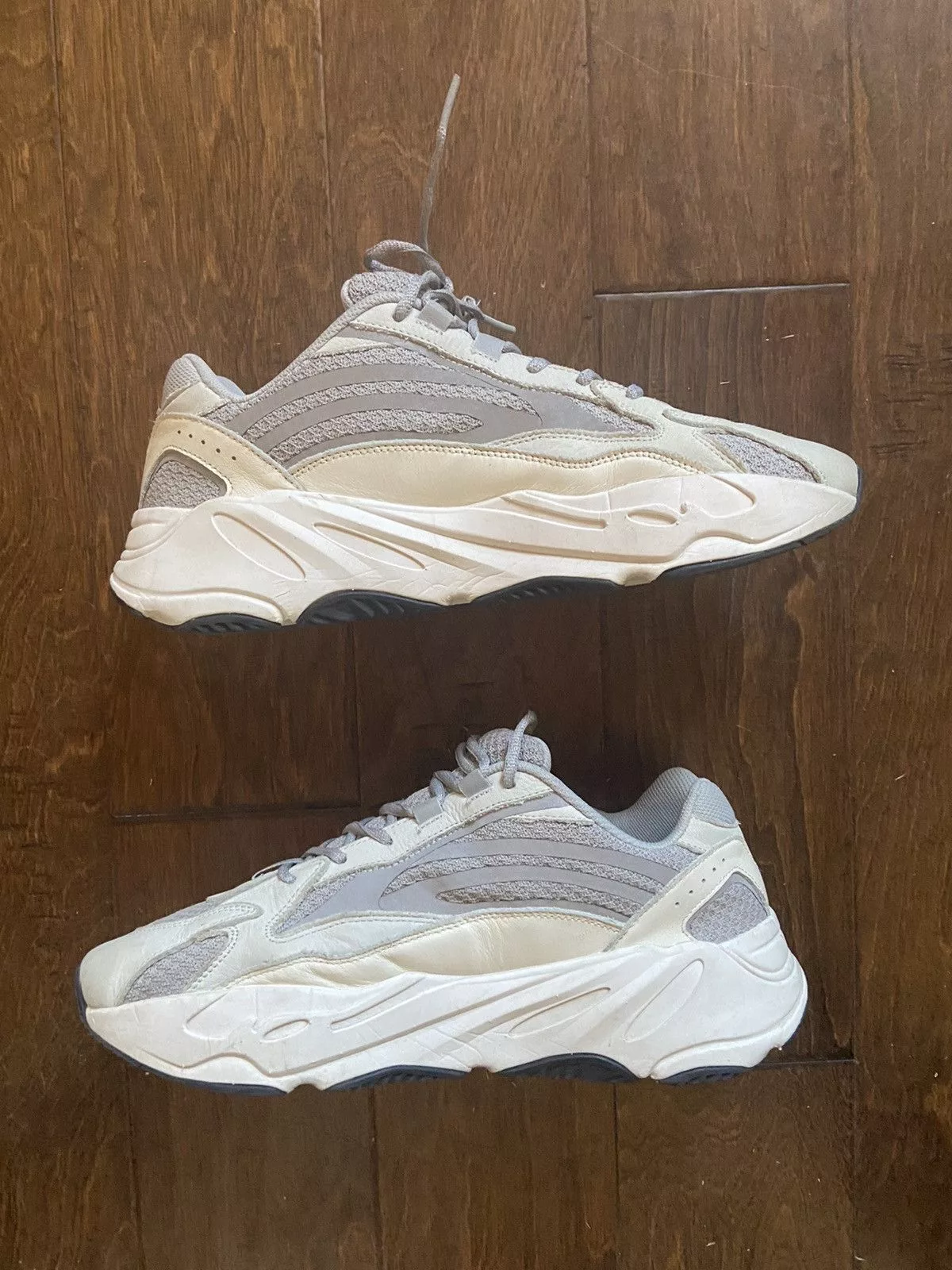 Adidas Low Top Sneakers Adidas Yeezy Boost 700 V2 Static 2018!!!! White