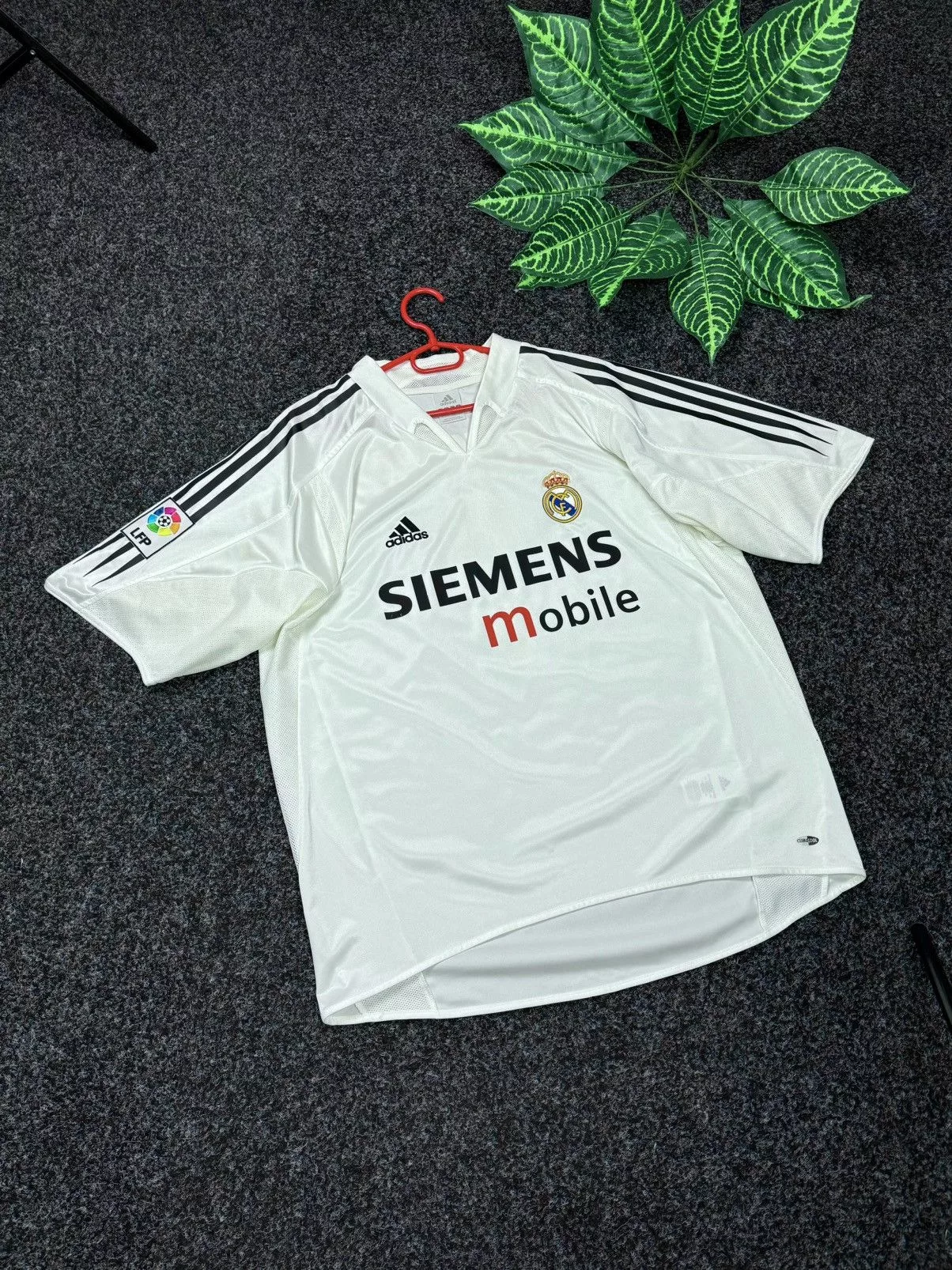 Adidas Jerseys ADIDAS REAL MADRID SOCCER JERSEY VINTAGE 2004 #9 PICKFORD White Sportswear
