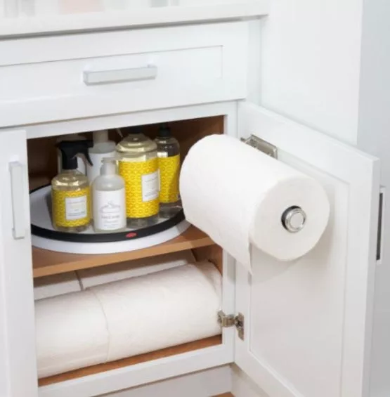 GG Mounted Paper Towel Holder