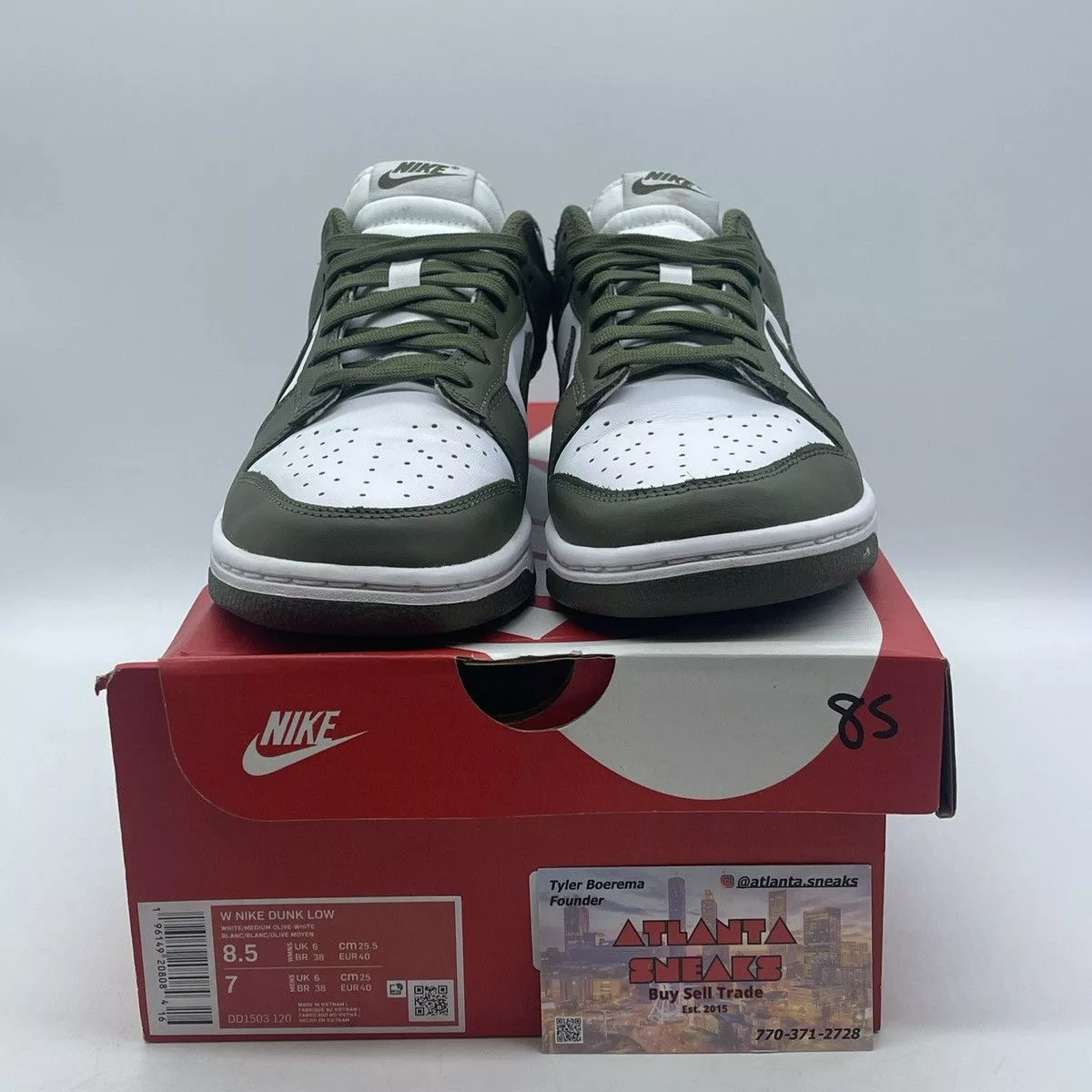 Nike Low Top Sneakers Nike Wmns dunk low medium olive White