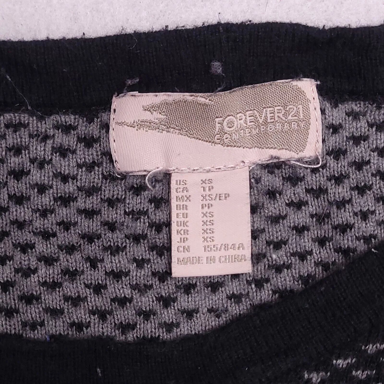 Forever 21 Jackets Forever 21 Pullover Cotton Sweater Womens Size XS Black