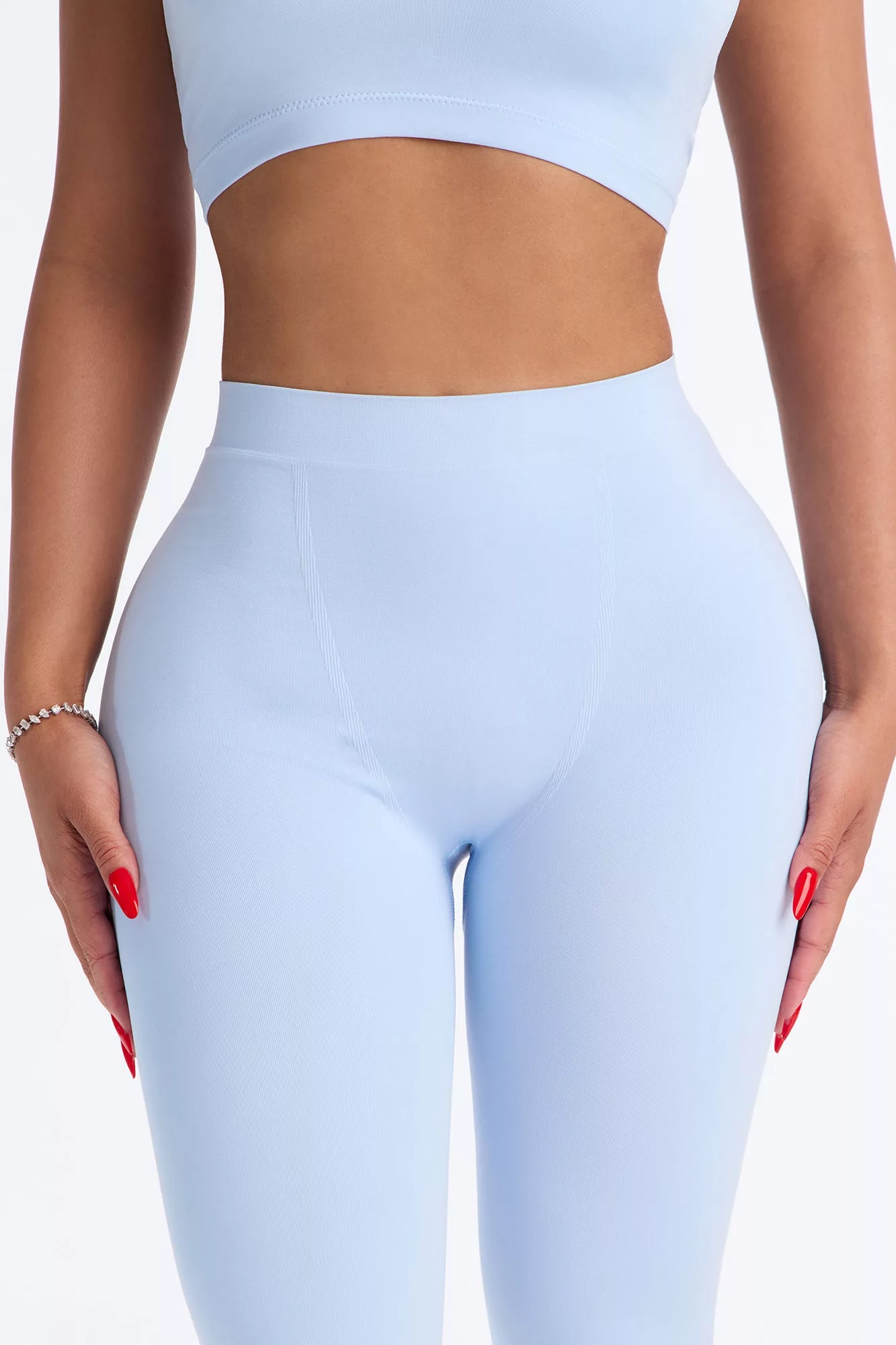 Seamless Smooth Double Lined Capri Pant - SkyBlue
