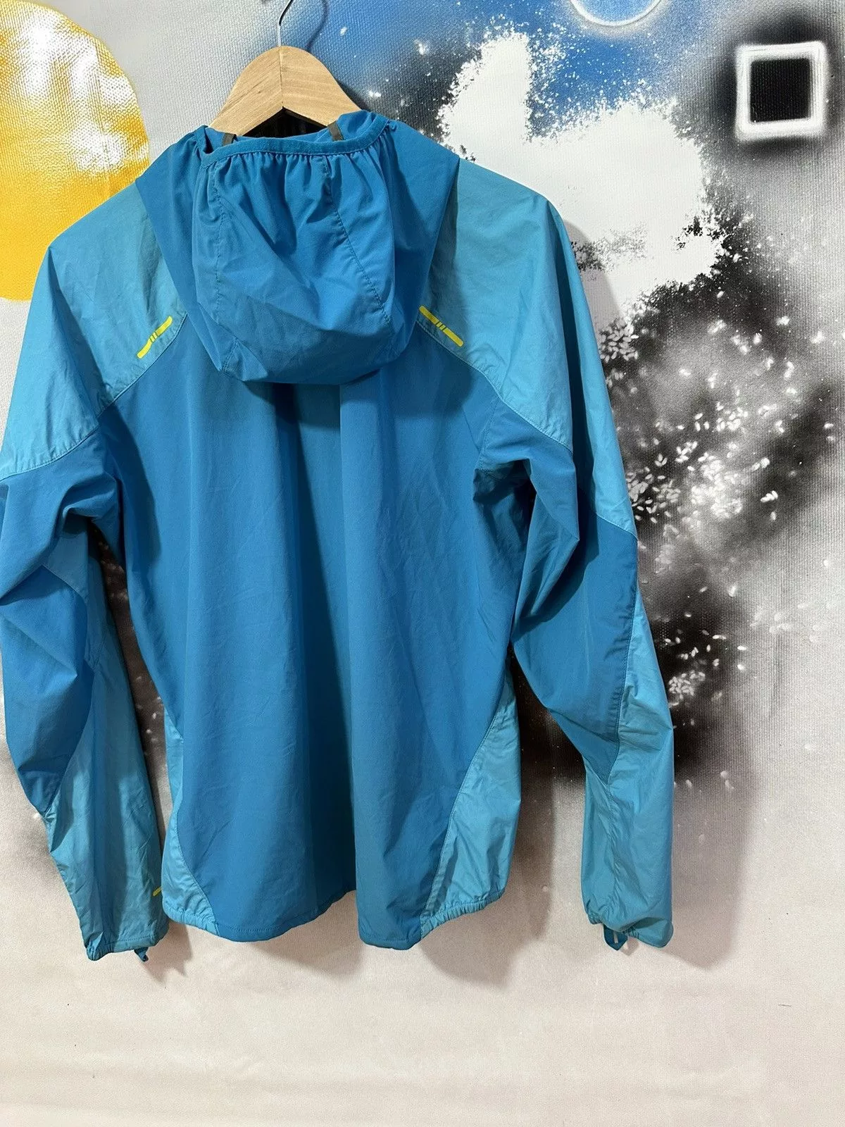 Berghaus Light Jackets Berghaus windstopper jacket Multi Gorpcore