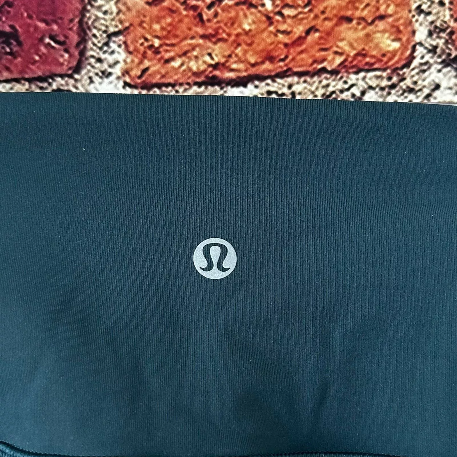 Cropped Lululemon Leggings size 4 Blue