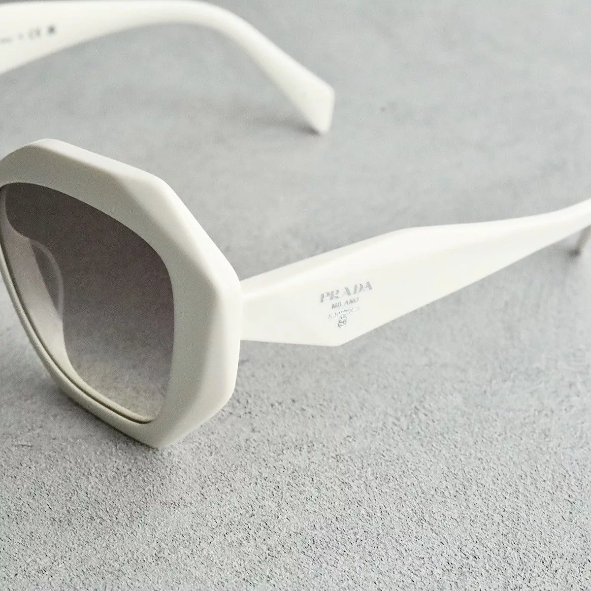 Prada Sunglasses PRADA 16WS SUNGLASSES White