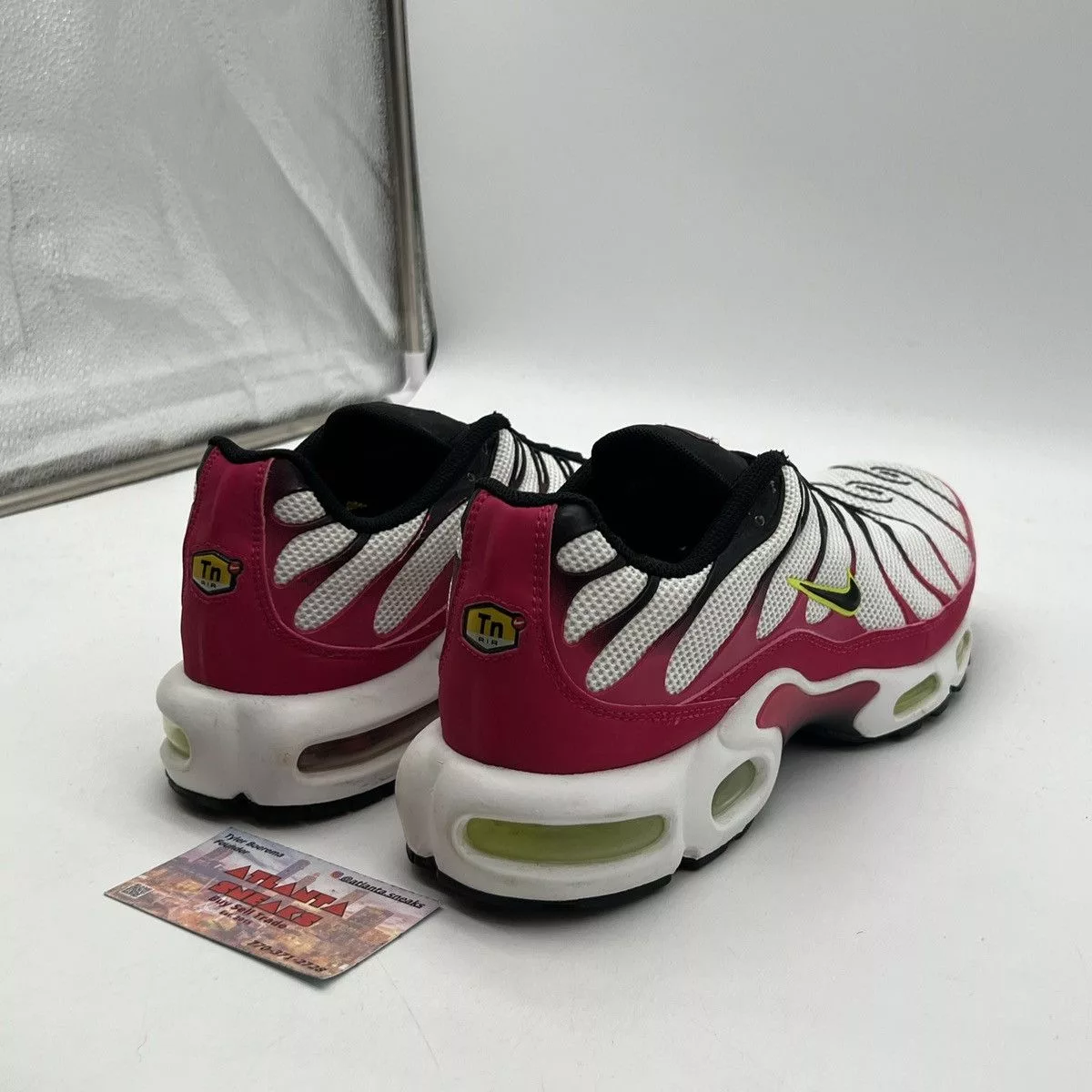 Nike Low Top Sneakers Nike Air max plus fuchsia White