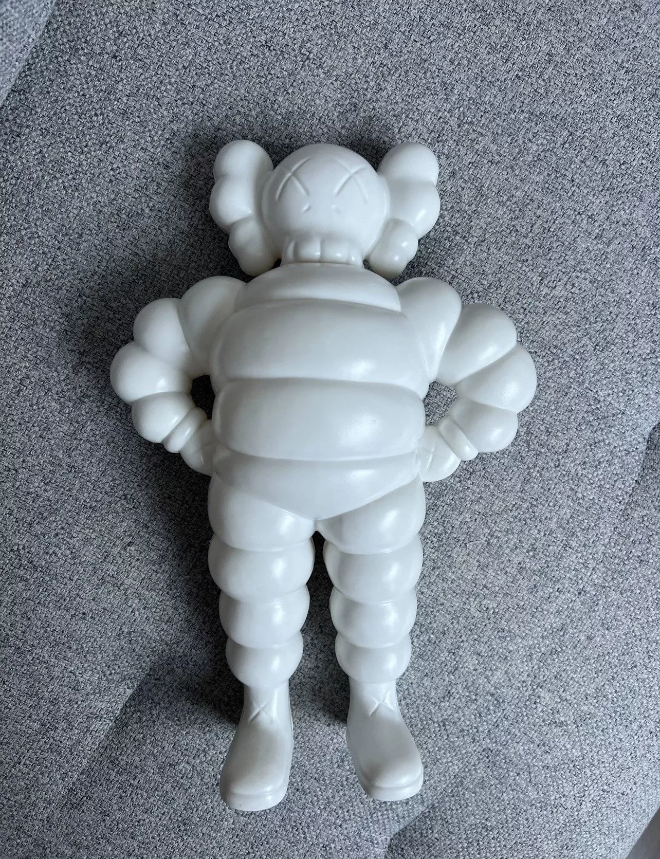 Kaws Miscellaneous Kaws Chum 2002 White
