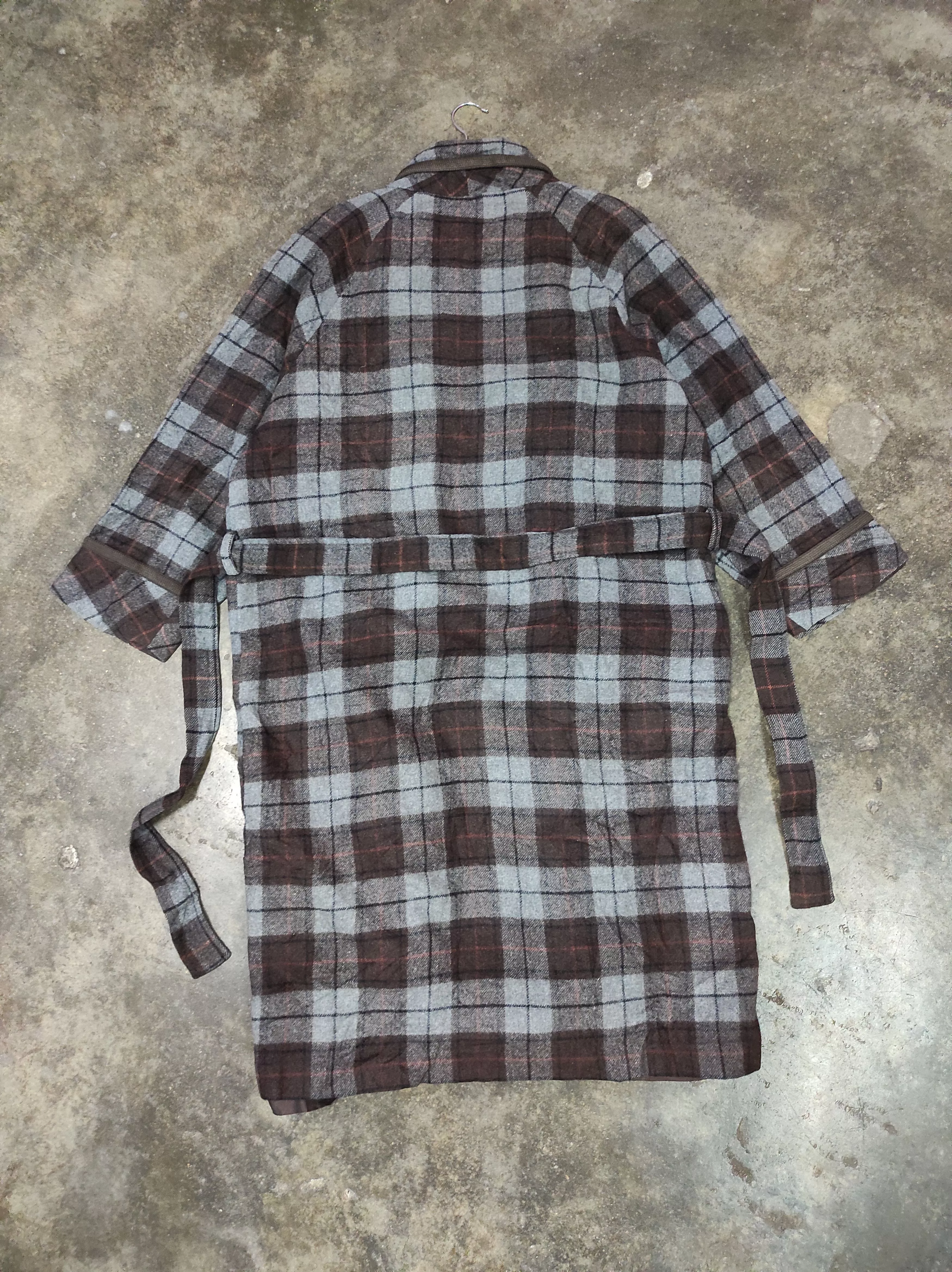 Pierre Balmain Cloaks Capes VENT VENT PAR PIERRE BALMAIN PARIS PLAID ROBE JACKET Multi Vintage