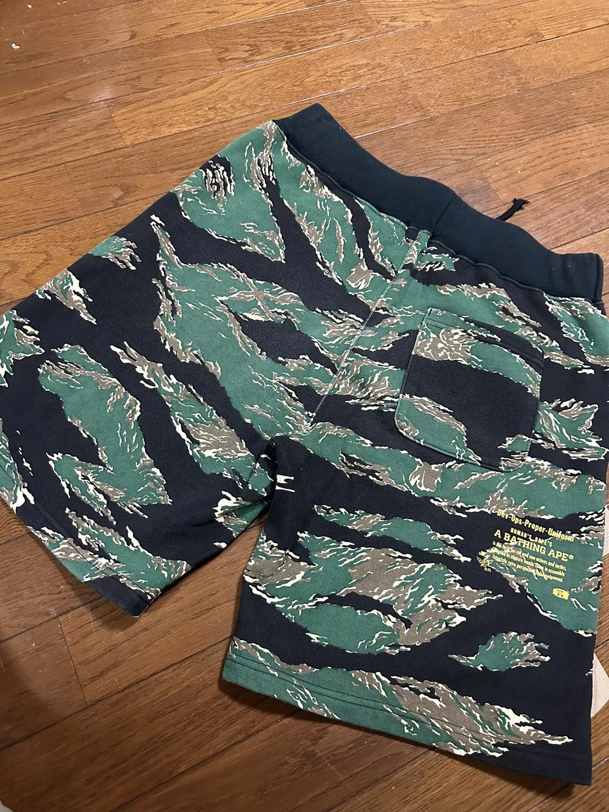 Bape Shorts Shark Tiger Camo Green