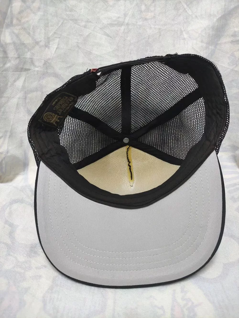 Element Hats Element × Vintage ELEMENT BIG LOGO VINTAGE TRUCKER CAP Multi