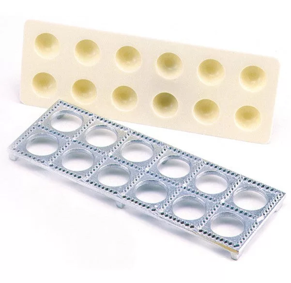 Ravioli Maker with Press