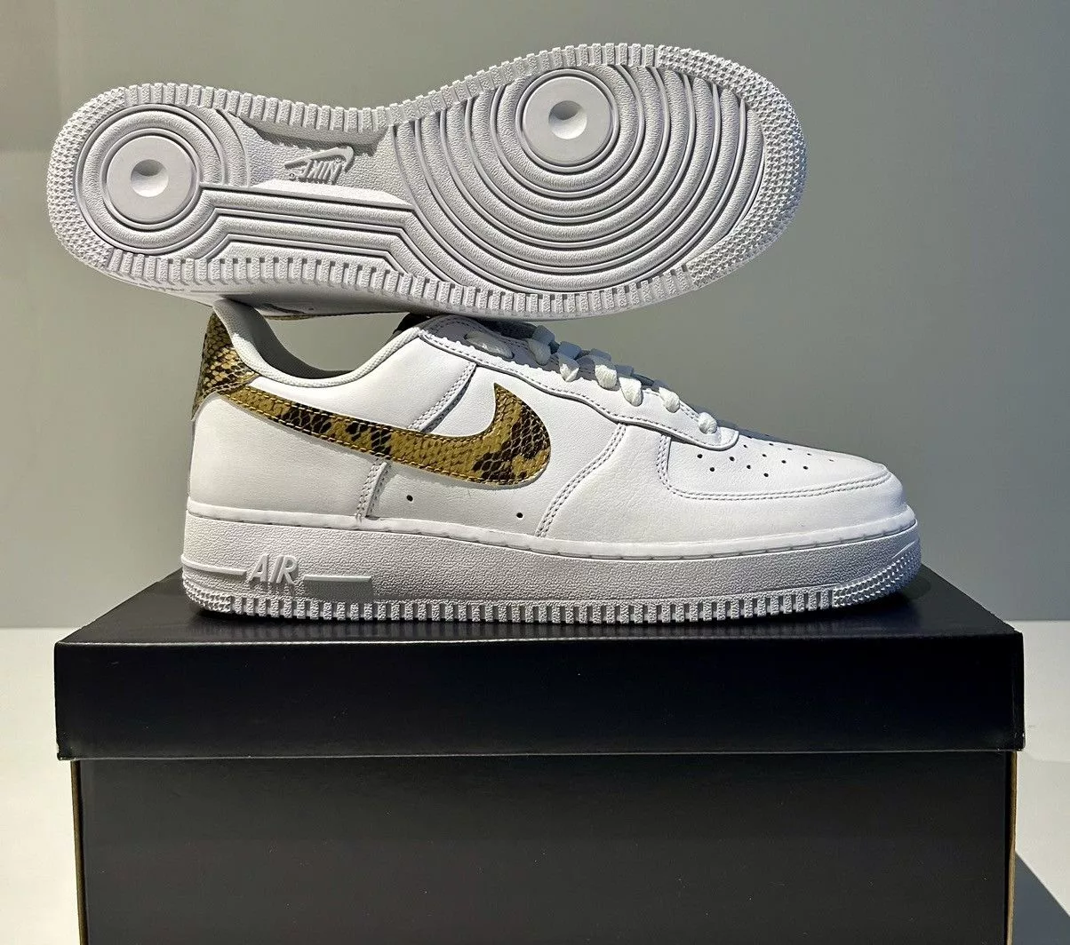 Nike Hi Top Sneakers Nike Air Force 1 Snake White