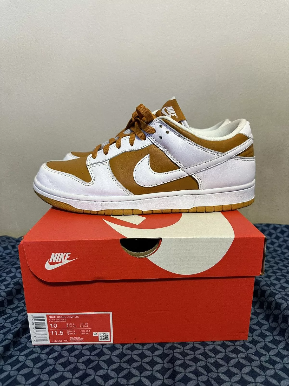 Nike Low Top Sneakers Nike Dunk Low Light Curry Brown