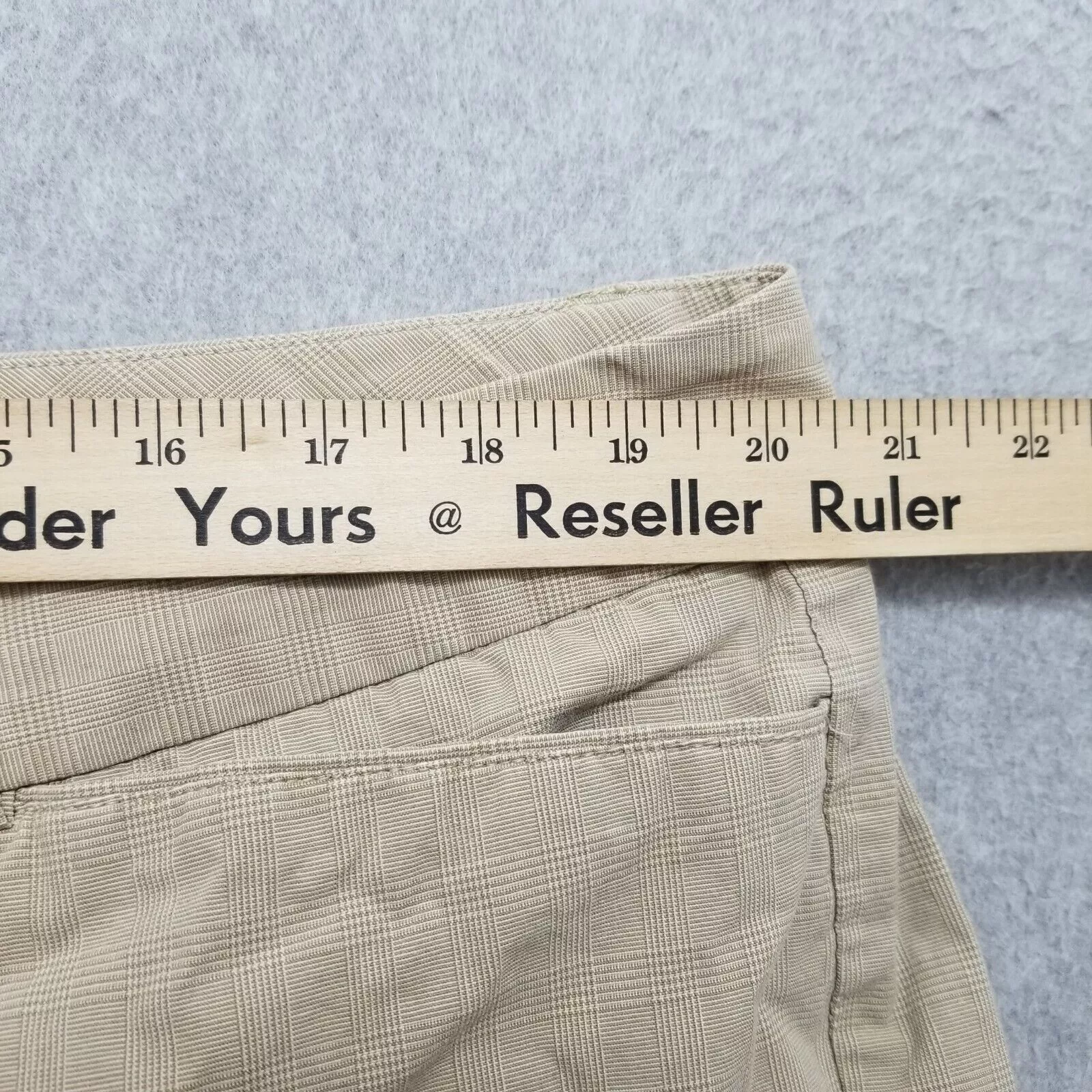 Dockers Pants Womens 22 Pockets Capri 41x20 Casual Plaid Multi