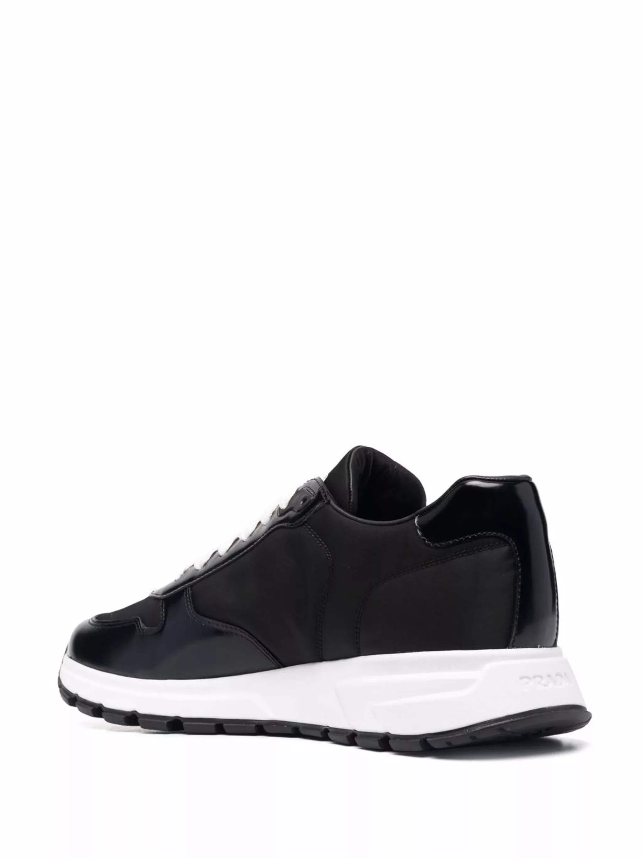 Prada Low Top Sneakers Prada o1srvl11e0624 Sneakers in Black
